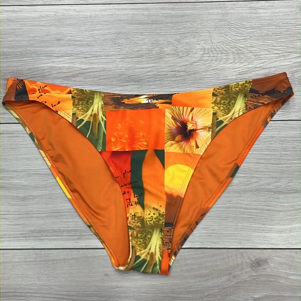RAQ 90's Brief - Hibiscus - Picture 3 of 7